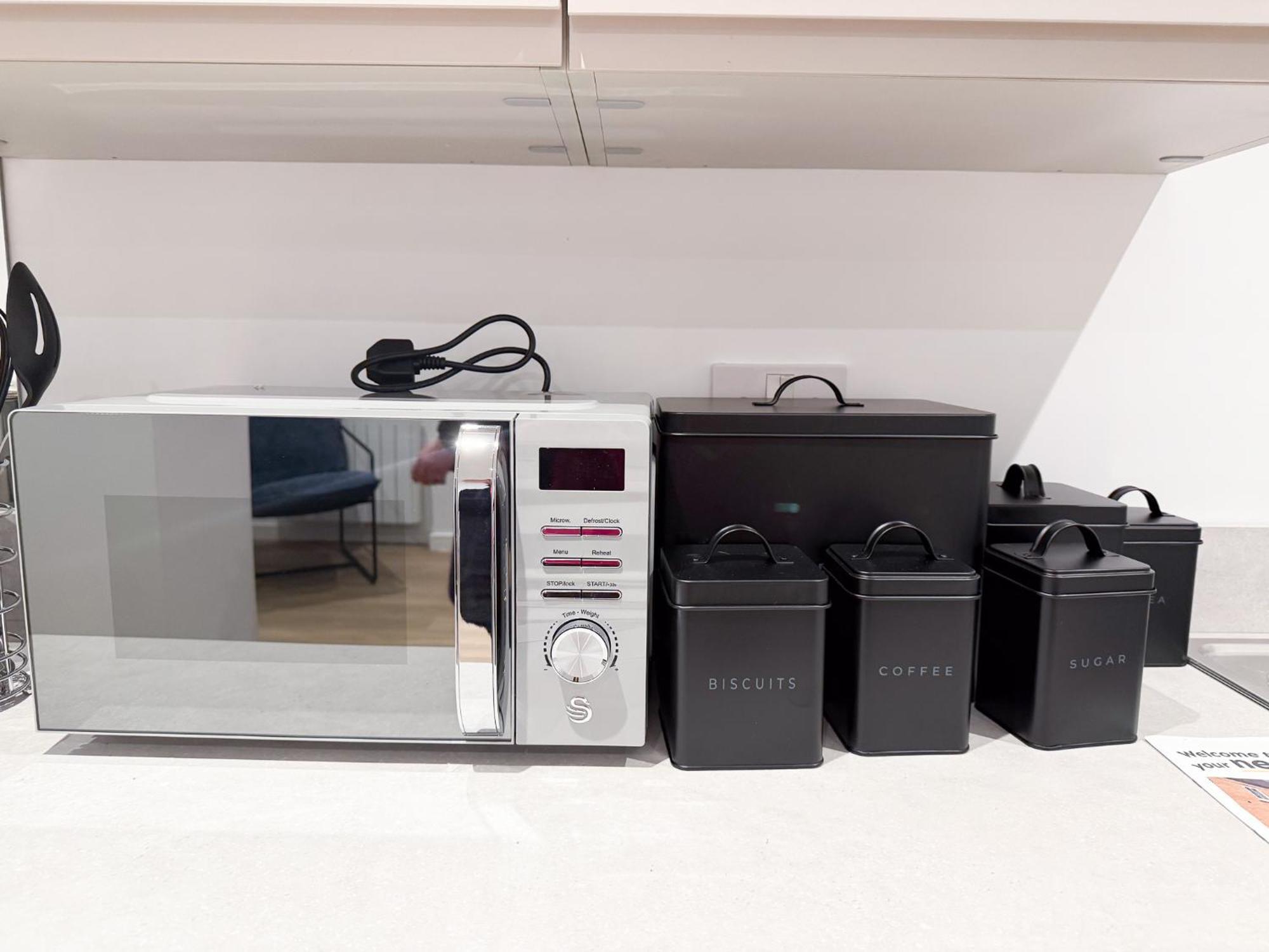 Spacious Modern 1 Bed Apartments In St Neots - Perfect For Contractors & Professionals - Free Parking - Wifi - Fully Equipped Kitchen - Smart Tv Ideal For Work Stays And Long Projects Zewnętrze zdjęcie