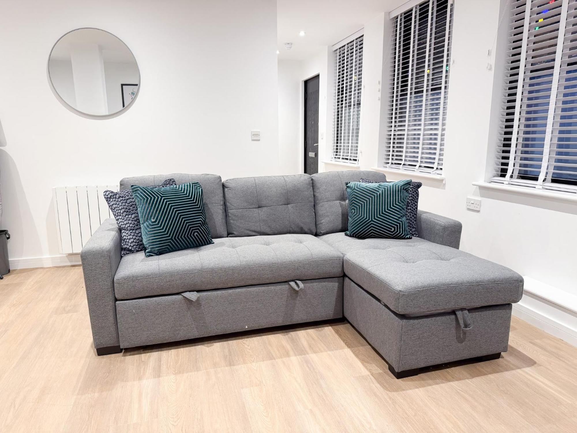 Spacious Modern 1 Bed Apartments In St Neots - Perfect For Contractors & Professionals - Free Parking - Wifi - Fully Equipped Kitchen - Smart Tv Ideal For Work Stays And Long Projects Zewnętrze zdjęcie